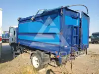 2024 Isuzu NPR фото