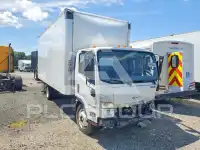 2024 Isuzu NPR фото
