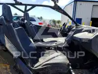 2024 Can-AM Sidebyside фото