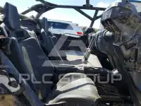 2024 Can-AM Sidebyside фото