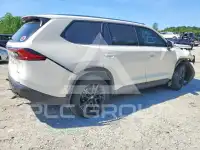 2024 Toyota Highlander фото