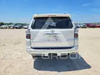 2024 Toyota 4 RUNNER photo