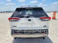 2024 Toyota RAV4 фото