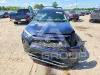 2024 Toyota RAV4 фото