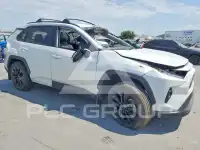 2024 Toyota RAV4 фото