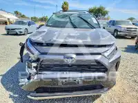 2024 Toyota RAV4 фото