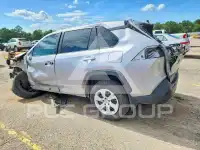 2024 Toyota RAV4 фото