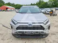 2024 Toyota RAV4 фото