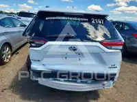 2024 Toyota RAV4 фото