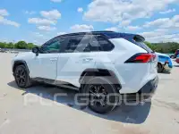 2024 Toyota RAV4 фото