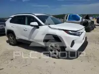 2024 Toyota RAV4 фото