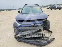 2024 Toyota RAV4 фото