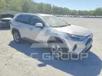 2024 Toyota RAV4 фото
