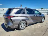 2024 Toyota SIENNA фото