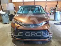 2024 Toyota SIENNA фото