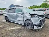 2024 Toyota SIENNA фото