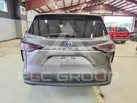 2024 Toyota SIENNA photo