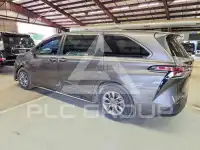 2024 Toyota SIENNA photo