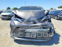 2024 Toyota SIENNA photo