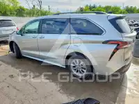 2024 Toyota SIENNA фото