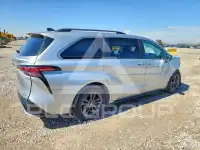2024 Toyota SIENNA фото