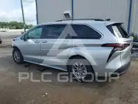 2024 Toyota SIENNA фото