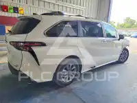 2024 Toyota SIENNA photo