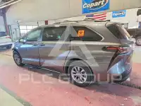 2024 Toyota SIENNA фото