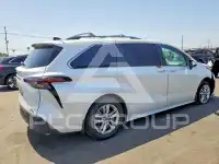 2024 Toyota SIENNA фото