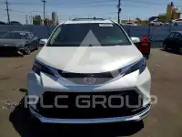 2024 Toyota SIENNA фото