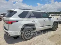 2024 Toyota SEQUOIA фото