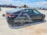 2024 Toyota CAMRY фото