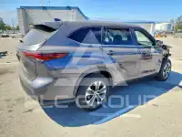 2024 Toyota Highlander photo