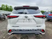 2024 Toyota Highlander photo