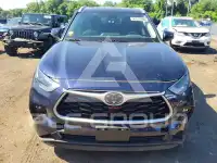 2024 Toyota Highlander photo