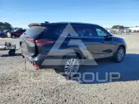 2024 Toyota Highlander фото