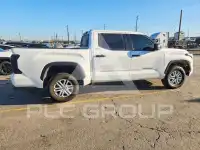 2024 Toyota TUNDRA фото