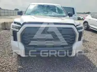 2024 Toyota TUNDRA фото