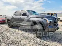 2024 Toyota TUNDRA фото