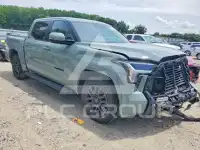 2024 Toyota TUNDRA фото