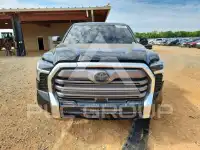 2024 Toyota TUNDRA фото