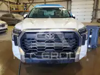 2024 Toyota TUNDRA фото
