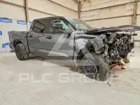 2024 Toyota TUNDRA фото