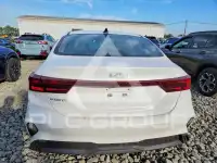 2024 KIA Forte фото