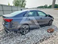 2024 KIA Forte фото