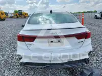 2024 KIA Forte фото