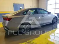 2024 KIA Forte фото