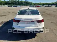 2024 KIA Forte фото