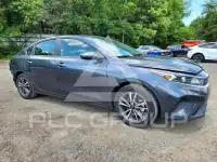 2024 KIA Forte фото