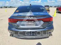 2024 KIA Forte фото